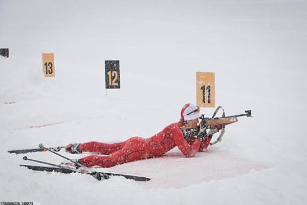 滑雪运动的魅力：为什么越来越多人喜欢？(图1)